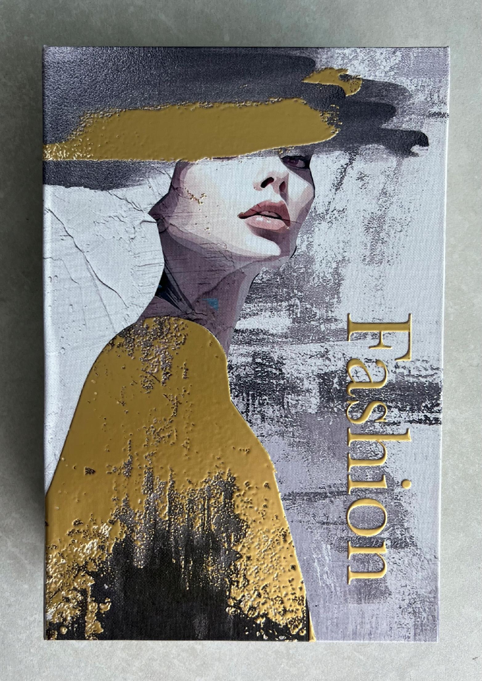 KSIĄŻKA PUDEŁKO OZDOBA DEKORACYJNE PUDEŁKO NA PREZENT